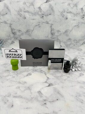 Viktor & Rolf Spicebomb EDT Duo Set,Mini 7ml & Sample Spray 1.2ml-2pc-BOXED-NEW